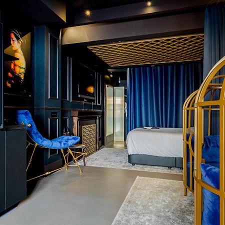 Suite Shibari By Justine Apartments Sobria Elegante Y Pecaminosa Apartamento Turistico En Madrid Rio المظهر الخارجي الصورة
