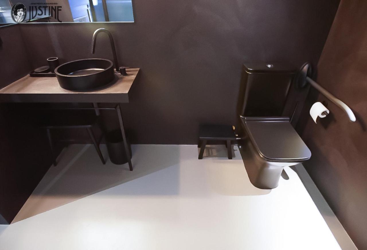 Suite Shibari By Justine Apartments Sobria Elegante Y Pecaminosa Apartamento Turistico En Madrid Rio المظهر الخارجي الصورة